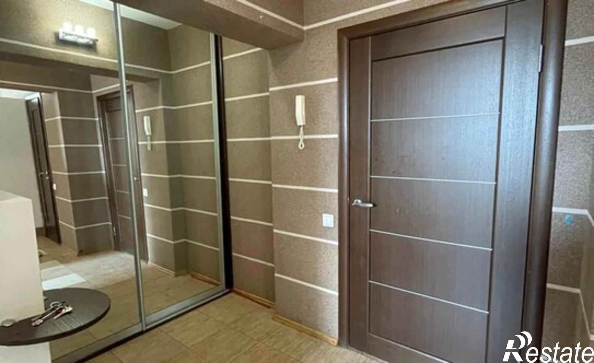 Купить квартиру за 16 500 000 рублей на ул Уральских рабочих, 15