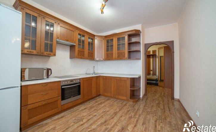 3-комн квартира ул Шейнкмана, 90,  д. 90