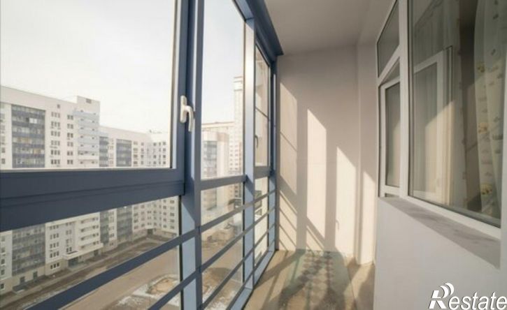 3-комн квартира ул Шейнкмана, 90,  д. 90