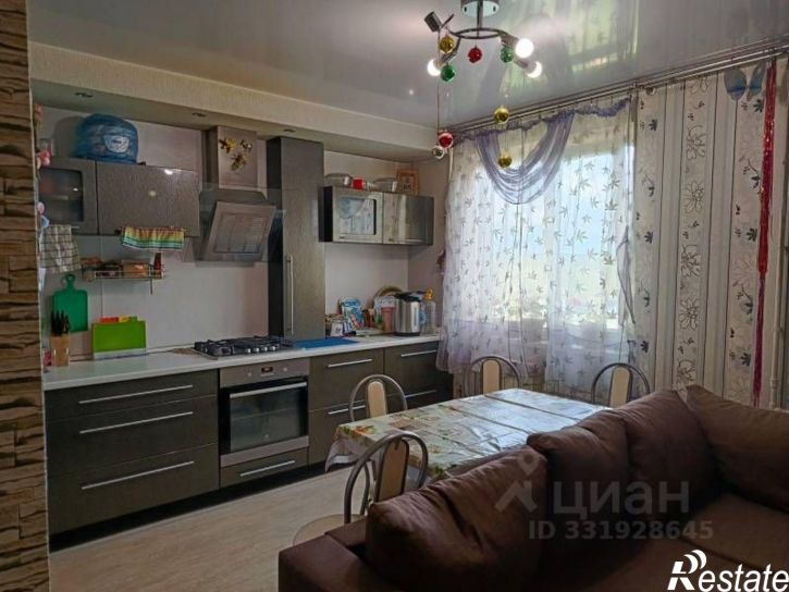 3-комн квартира ул Латвийская, 45,  д. 45