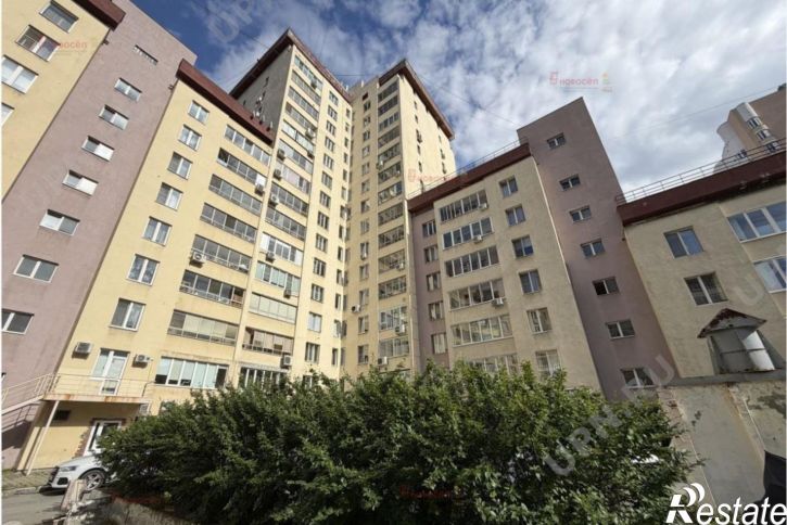 4-комн квартира хохрякова, 72