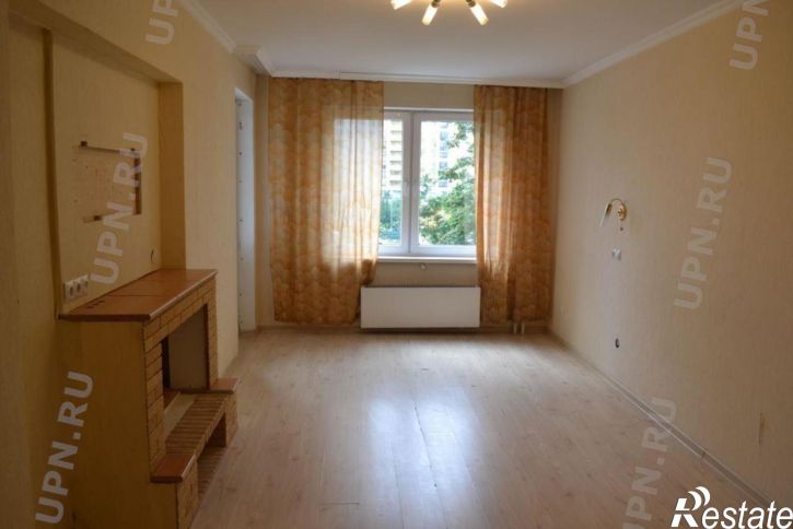 1-комн квартира шаманова, 6