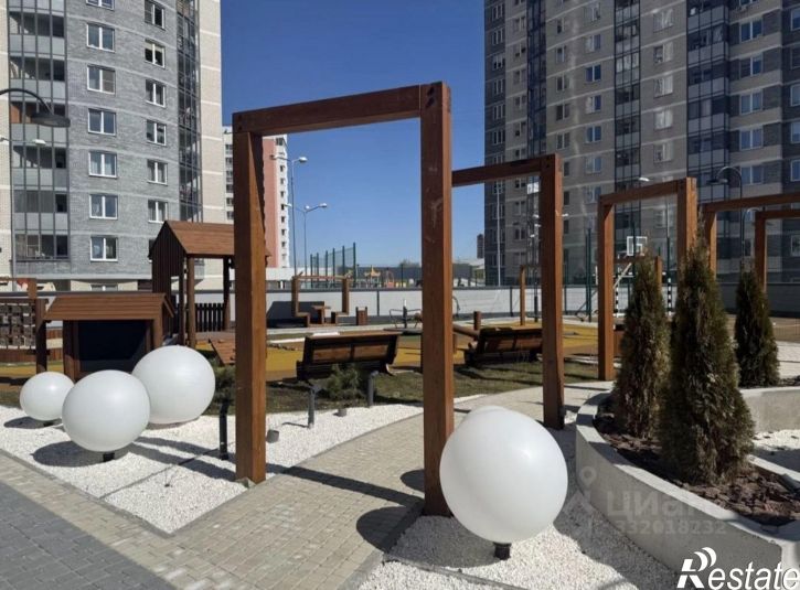 2-комн квартира ул Пехотинцев, 2а/1,  д. 2а/1