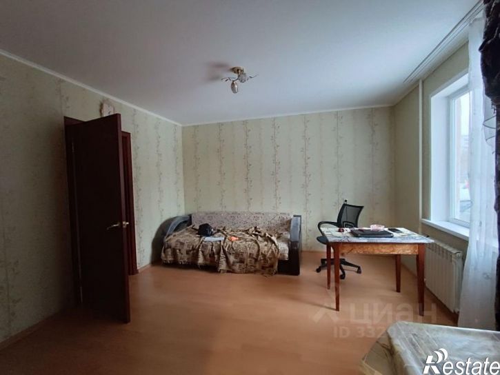 3-комн квартира ул Фрезеровщиков, 37,  д. 37
