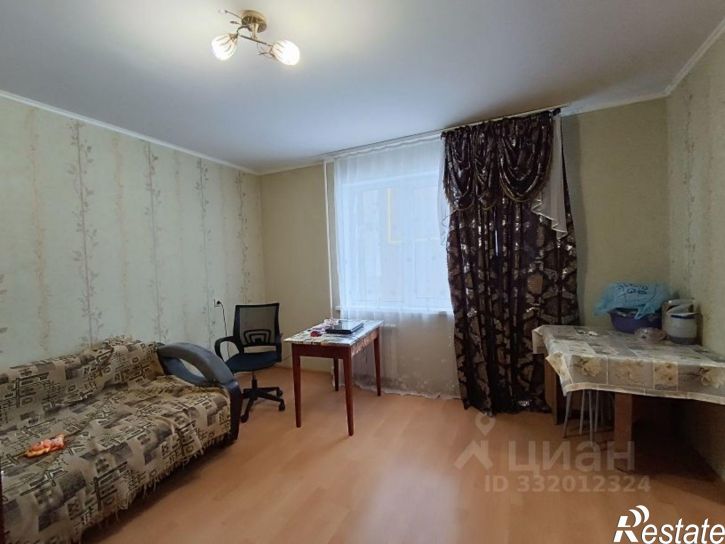 3-комн квартира ул Фрезеровщиков, 37,  д. 37