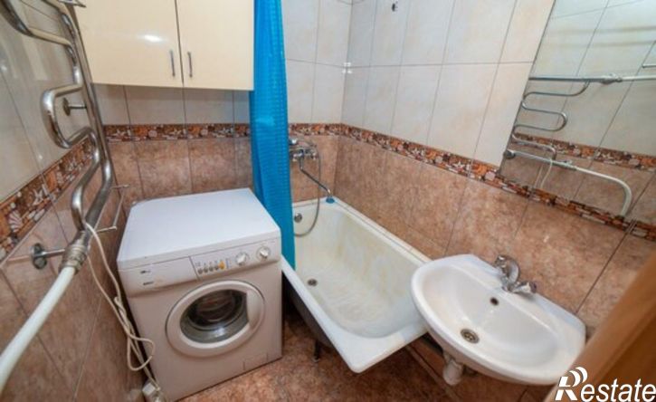 2-комн квартира ул Викулова, 37/2,  д. 37/2