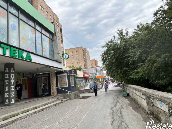 3-комн квартира ул Титова, 26,  д. 26