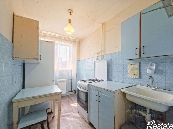 2-комн квартира ул Старых Большевиков, 52,  д. 52