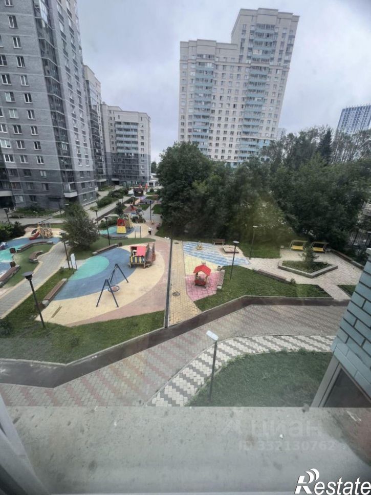 2-комн квартира ул Ирбитская, 11/3,  д. 11/3