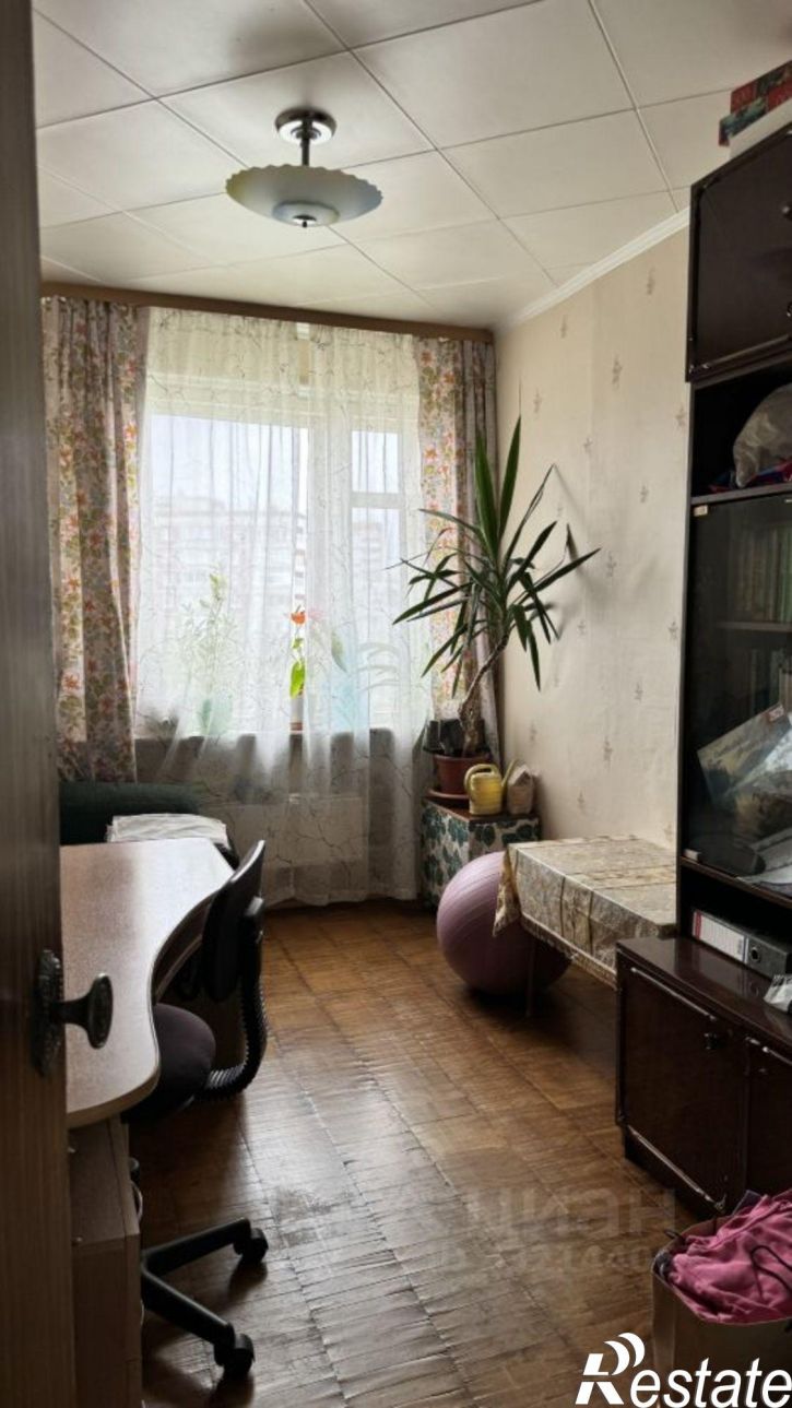 4-комн квартира ул Сыромолотова, 16,  д. 16