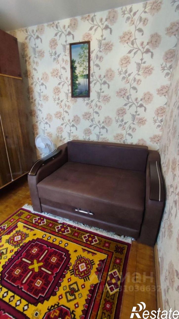 3-комн квартира ул Фрезеровщиков, 27,  д. 27