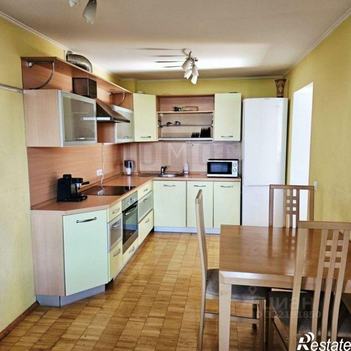 2-комн квартира ул Академика Шварца, 4,  д. 4