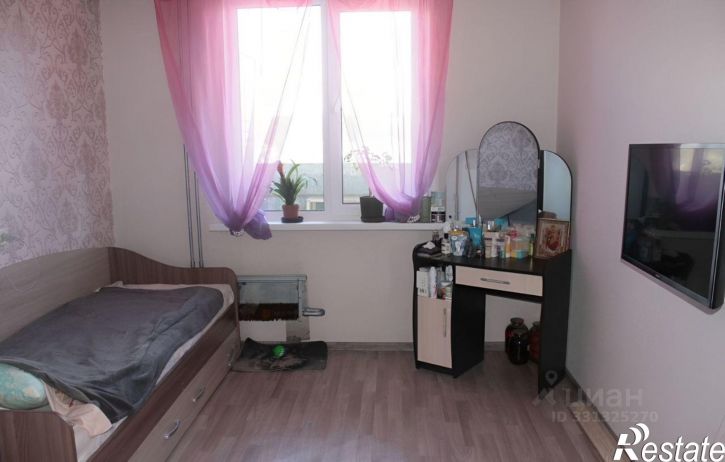 3-комн квартира ул Рощинская, 48,  д. 48