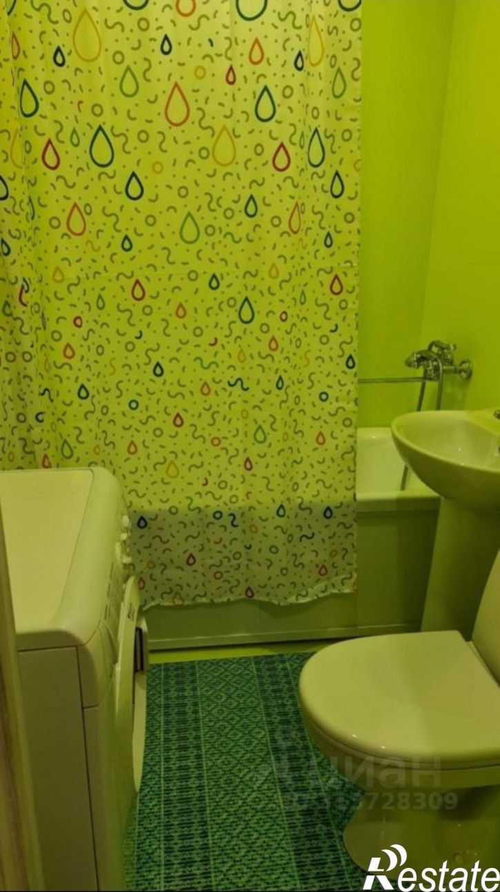 2-комн квартира ул 8 Марта, 101,  д. 101