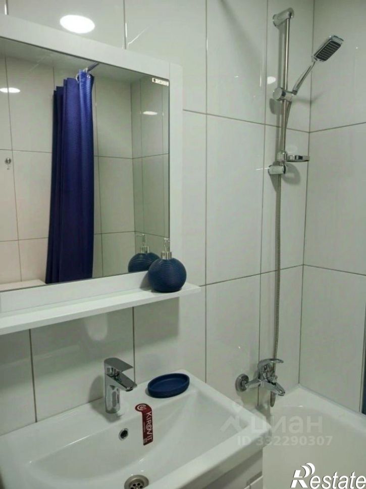 2-комн квартира ул 8 Марта, 77,  д. 77