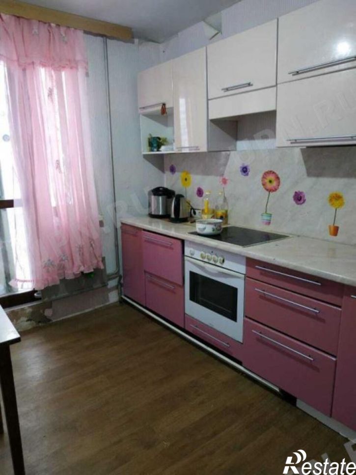 4-комн квартира калинина, 10