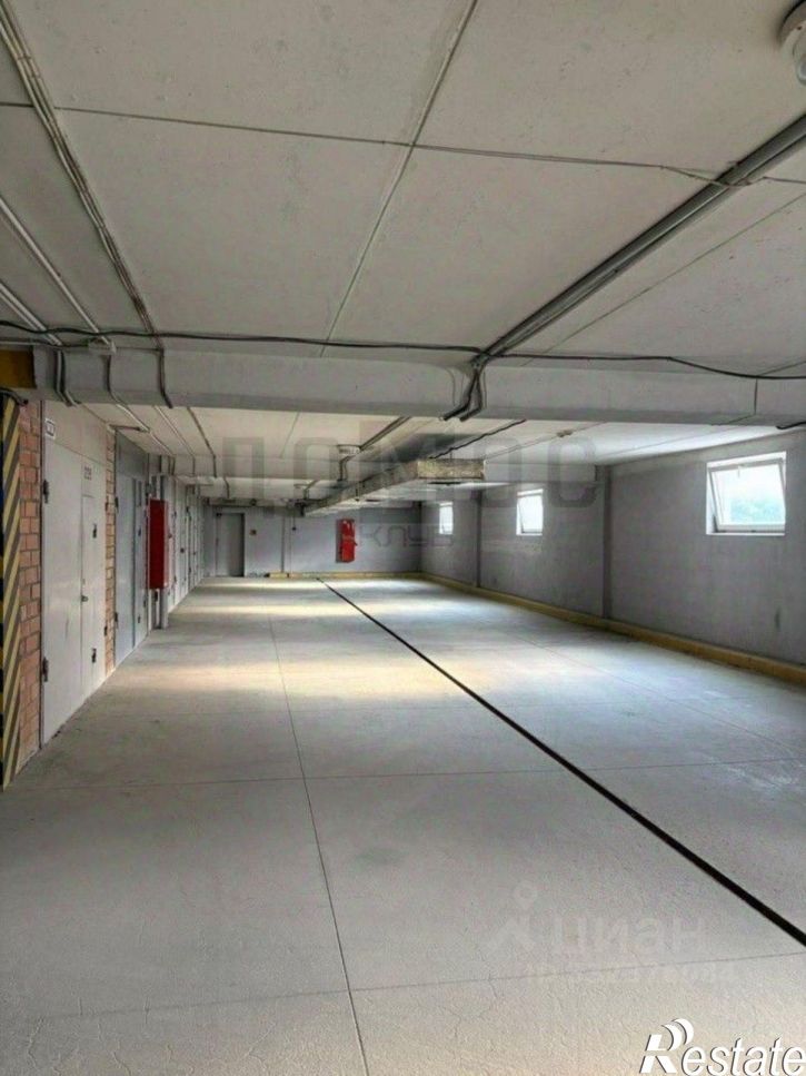 Гараж/парковка Екатеринбург, пр-кт. Космонавтов, 64