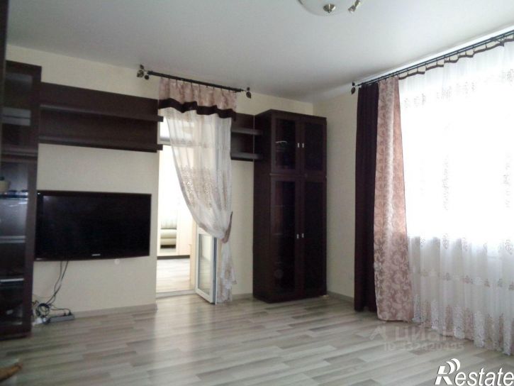 3-комн квартира ул Шейнкмана, 110,  д. 110