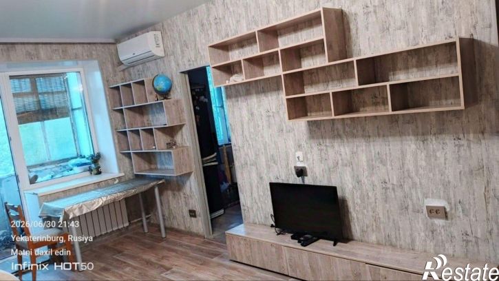 2-комн квартира ул Кировградская, 57,  д. 57