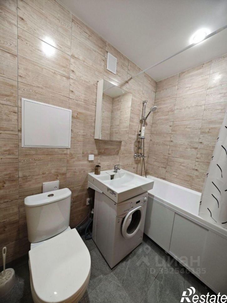 2-комн квартира ул Старых Большевиков, 36,  д. 36
