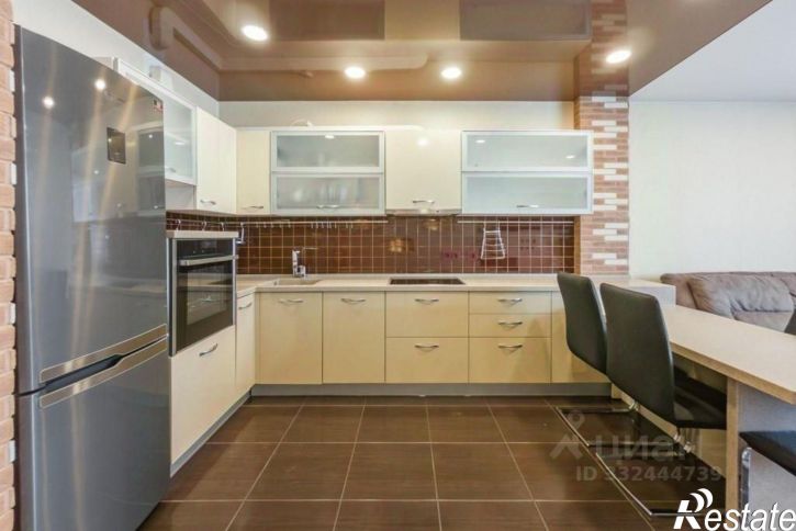 3-комн квартира ул Краснолесья, 24,  д. 24