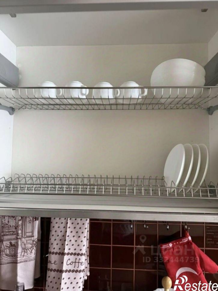 3-комн квартира ул Краснолесья, 24,  д. 24
