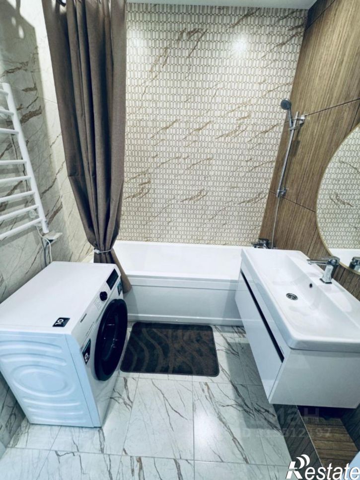 2-комн квартира ул 8 Марта, 204г,  д. 204г
