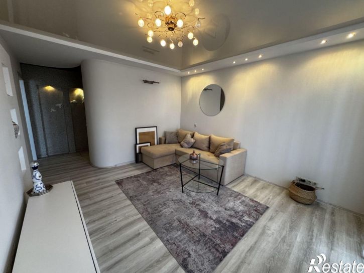 2-комн квартира ул Уральских рабочих, 21,  д. 21