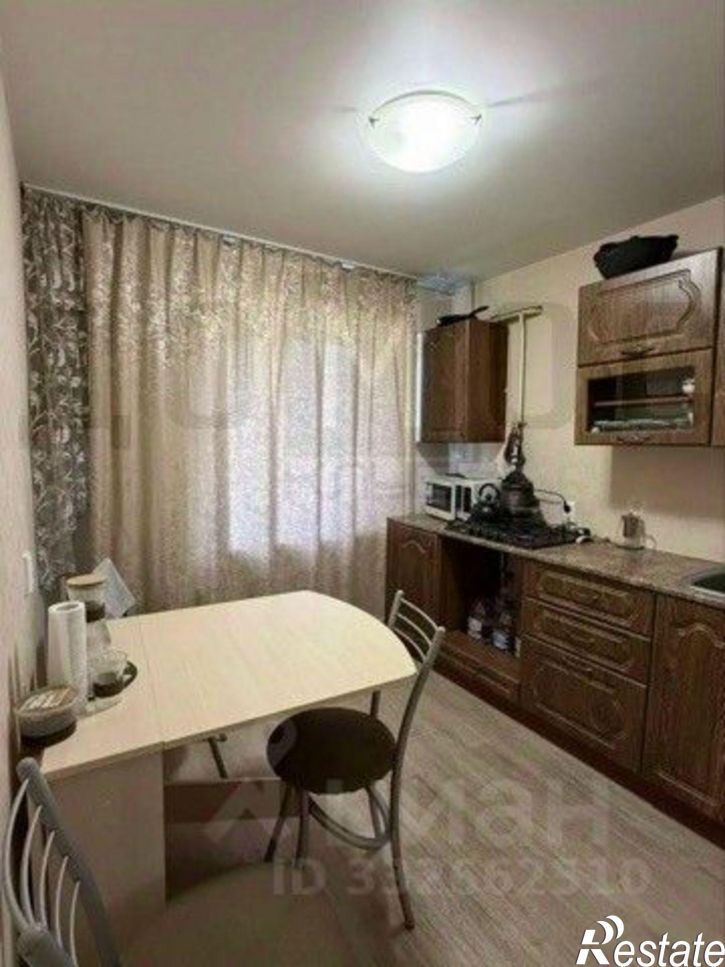 2-комн квартира ул Стрелочников, 8,  д. 8