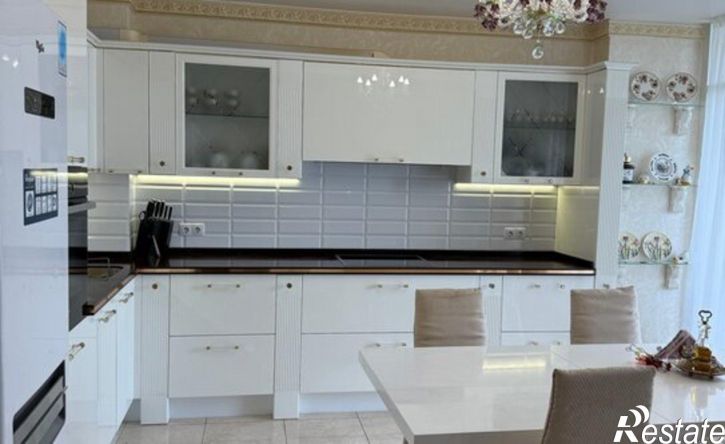 3-комн квартира ул Фурманова, 103,  д. 103