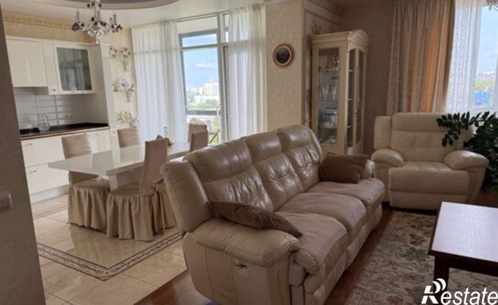 3-комн квартира ул Фурманова, 103,  д. 103