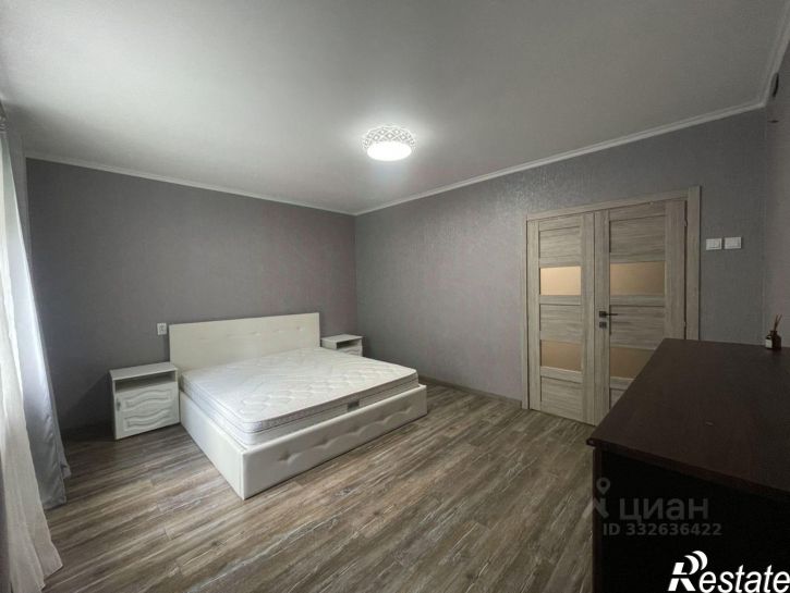 4-комн квартира ул Шейнкмана, 102,  д. 102