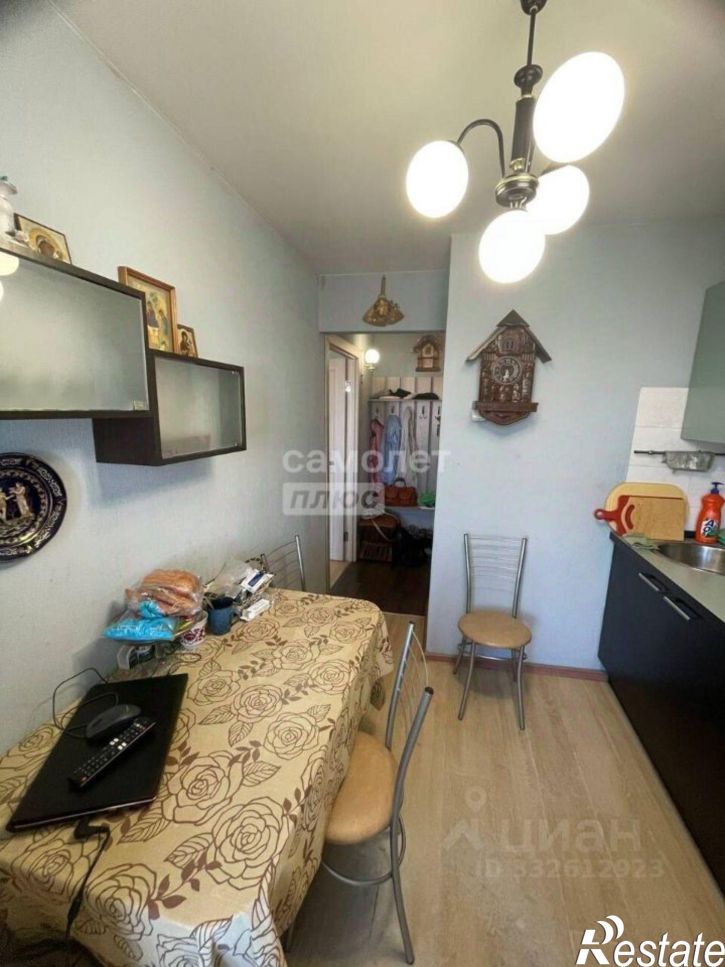 2-комн квартира ул Старых Большевиков, 77,  д. 77
