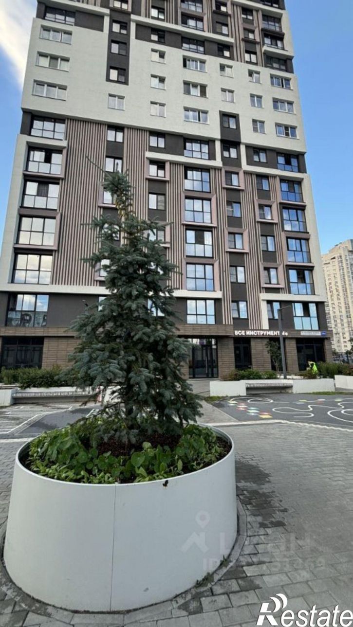 3-комн квартира ул Академика Бардина, 28Б,  д. 28Б