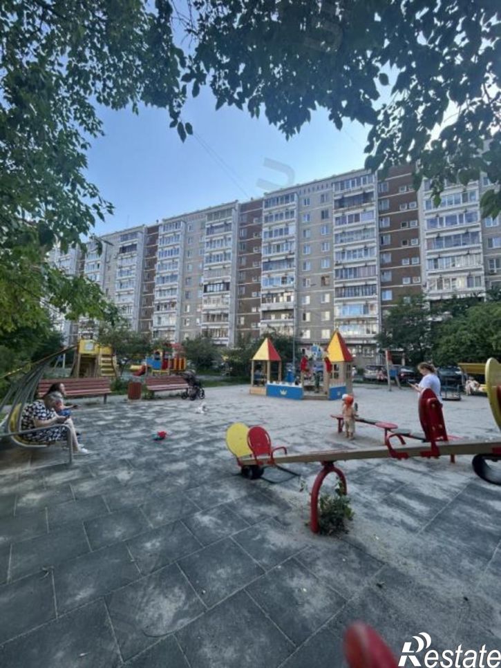 2-комн квартира родонитовая, 15
