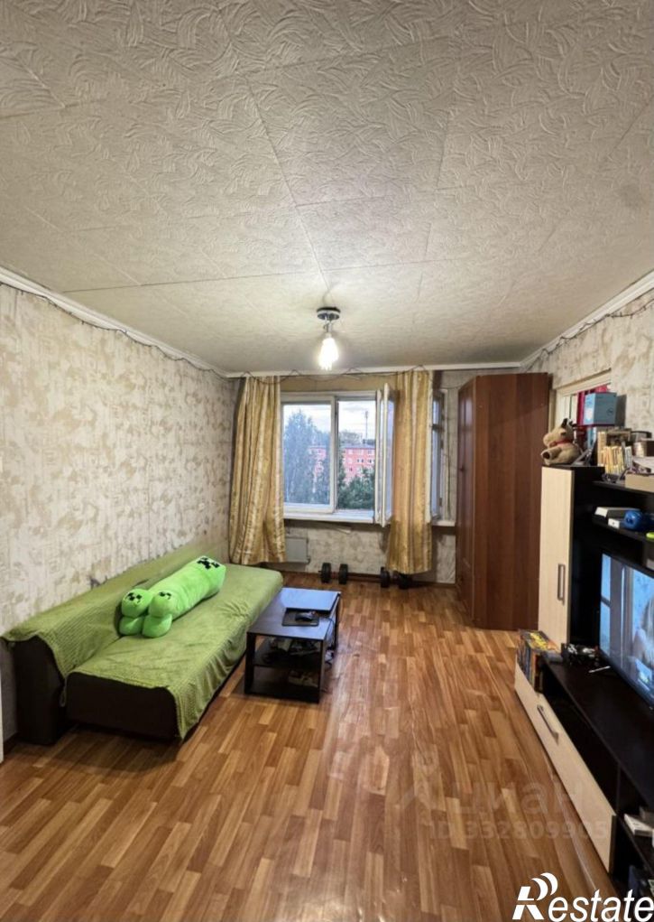 2-комн квартира Сиреневый б-р, 13,  д. 13