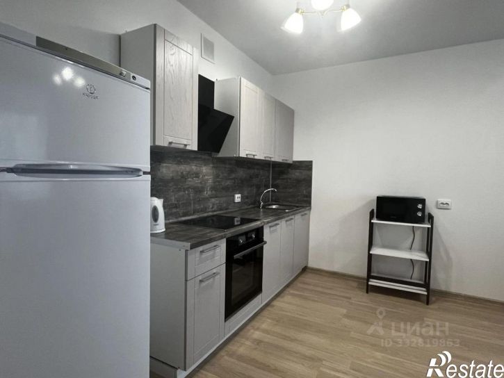 2-комн квартира ул Азина, 25,  д. 25