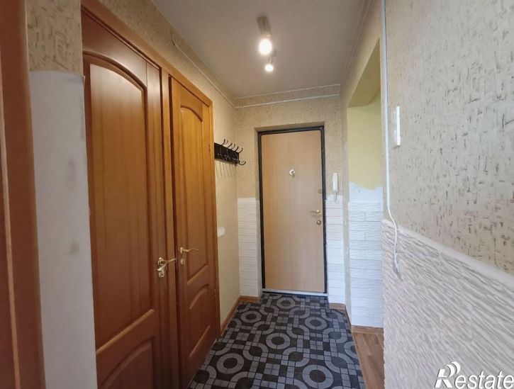 2-комн квартира Сиреневый б-р, 13,  д. 13