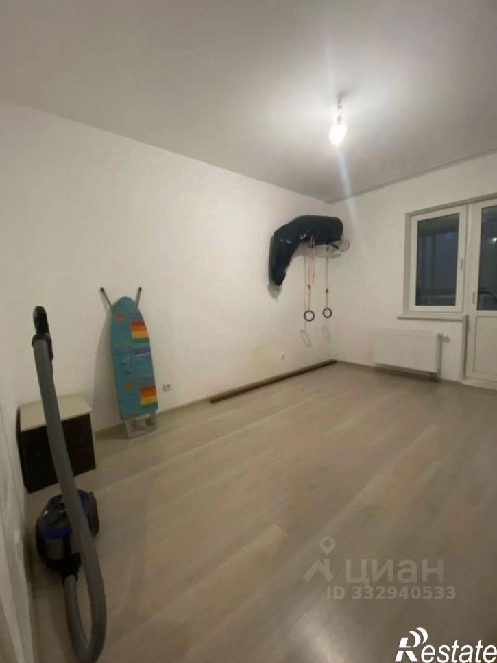 3-комн квартира пр-кт Академика Сахарова, 31,  д. 31