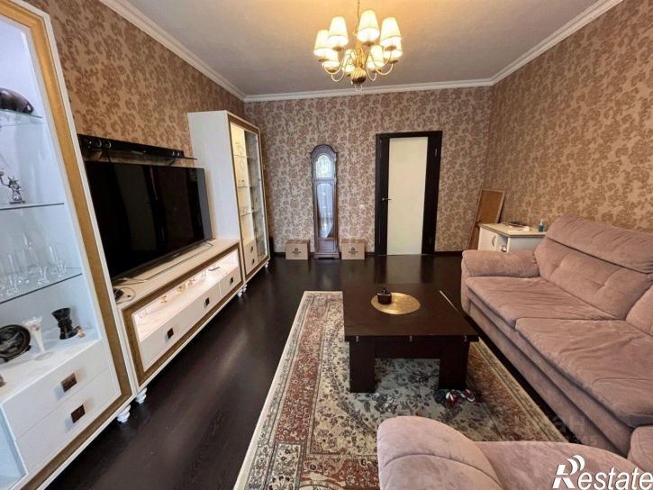 3-комн квартира Трактористов пер, 4,  д. 4