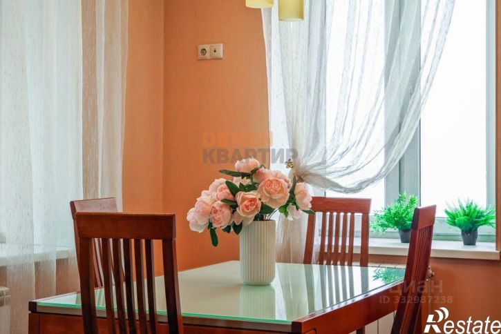 3-комн квартира ул Татищева, 98,  д. 98