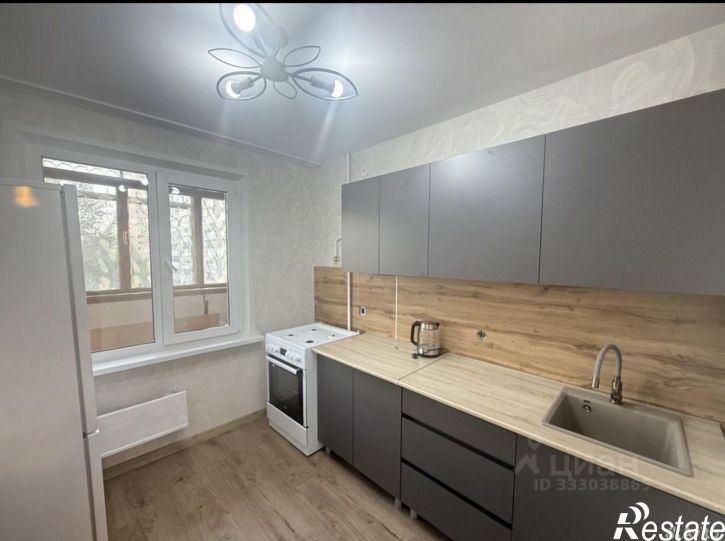 2-комн квартира ул Учителей, 16,  д. 16