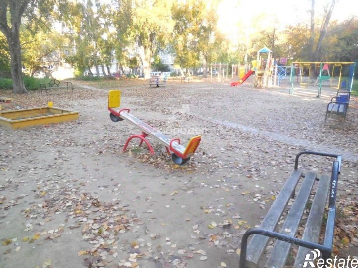 2-комн квартира ул Уральская, 60,  д. 60