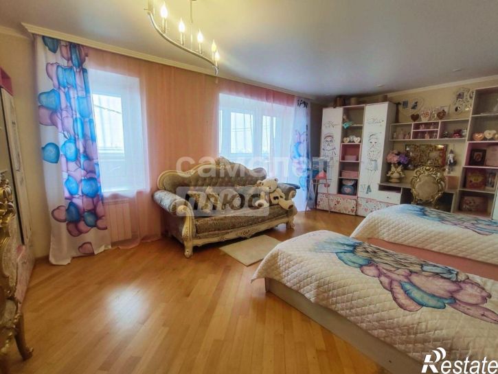 5-комн квартира ул Уральская, 1,  д. 1