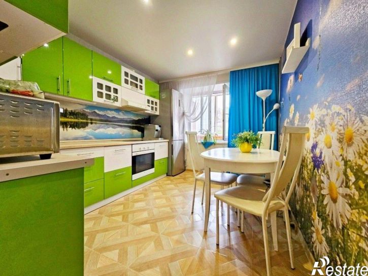 3-комн квартира ул Василия Еремина, 3,  д. 3