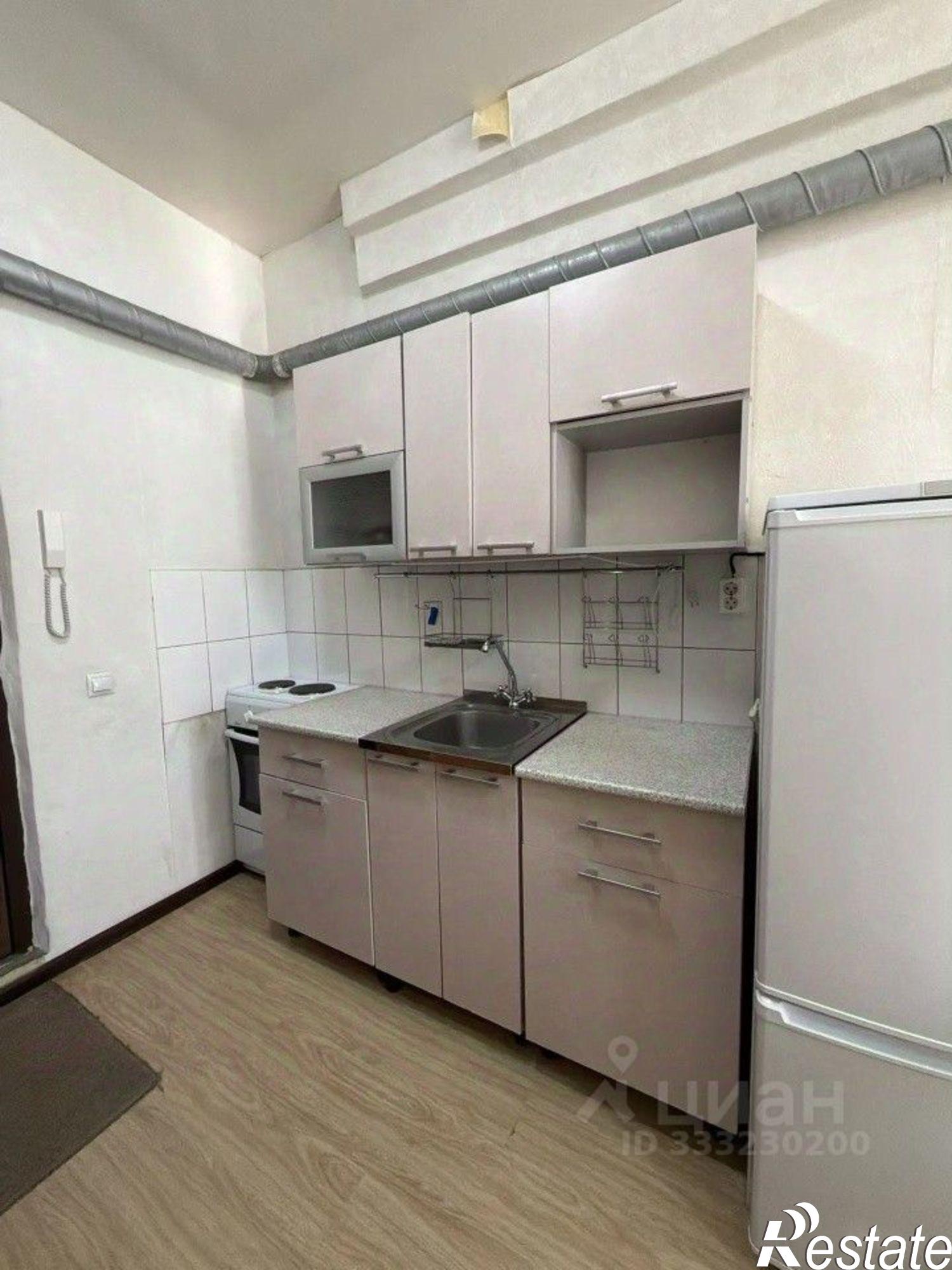 Купить комнату за 2 390 000 рублей на ул Стачек, 30