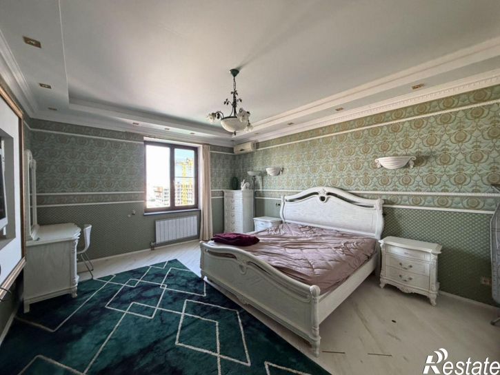 3-комн квартира ул Белинского, 32,  д. 32