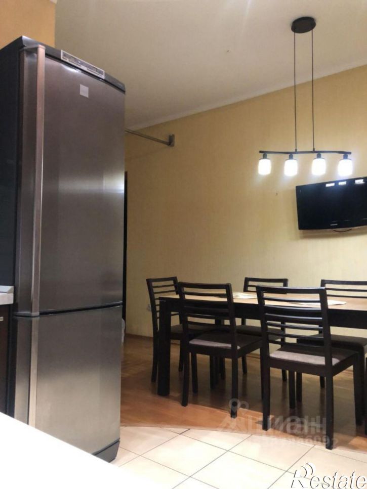 3-комн квартира ул Хмелева, 10,  д. 10