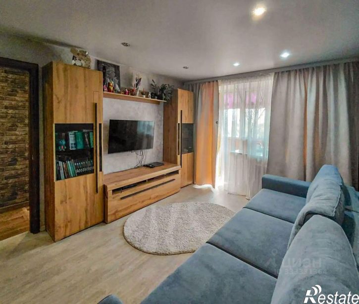 3-комн квартира ул Косарева, 15,  д. 15