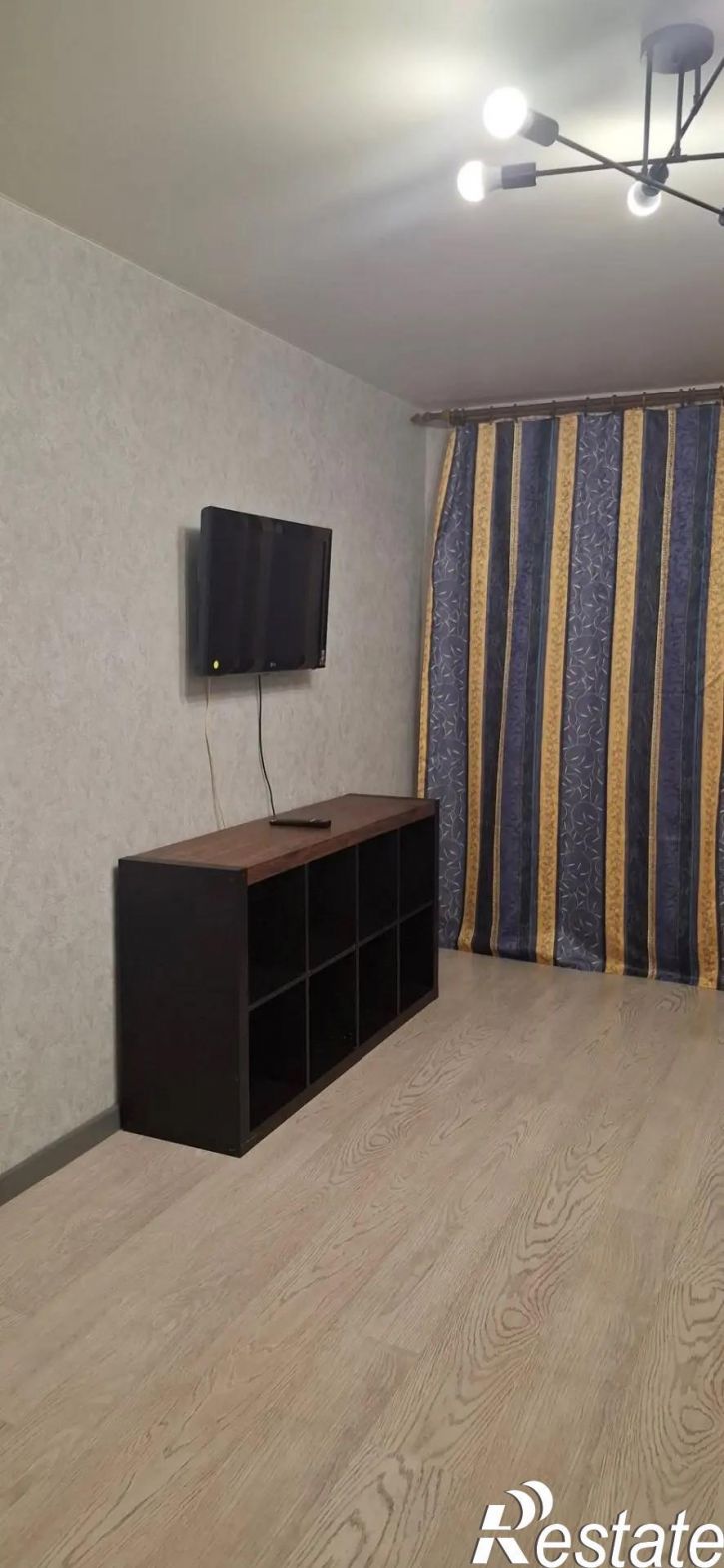 1-комн квартира Умельцев, 9
